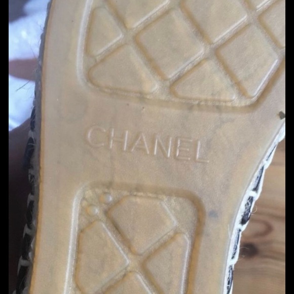 Espadrilles - Picture 2 of 2